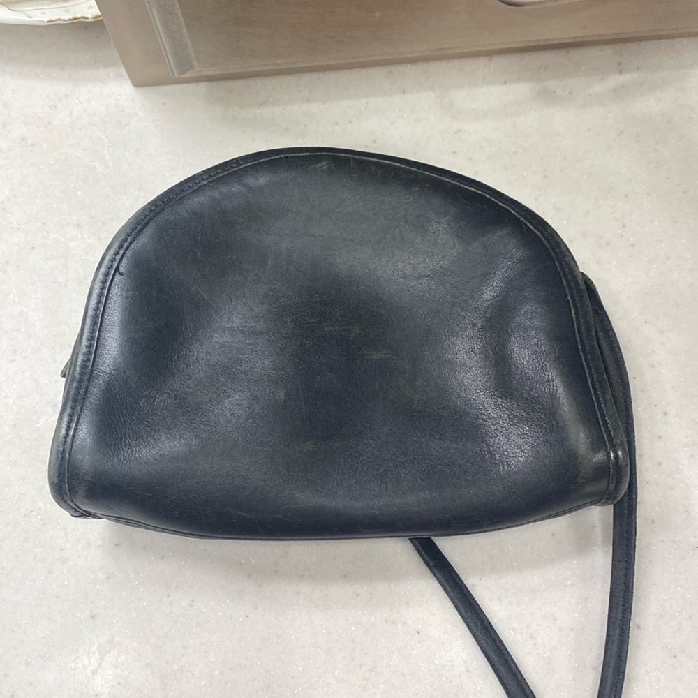Vintage Classic Abbie Coach bag
